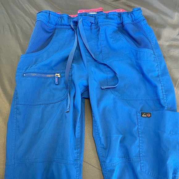 Koi scrub bottoms